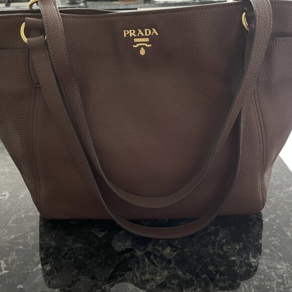 Prada leather tote handbag - Picture 1 of 9